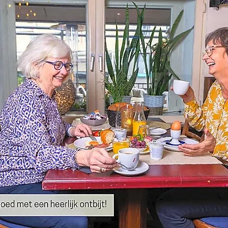 1711 3* Valkenburg (South Holland)